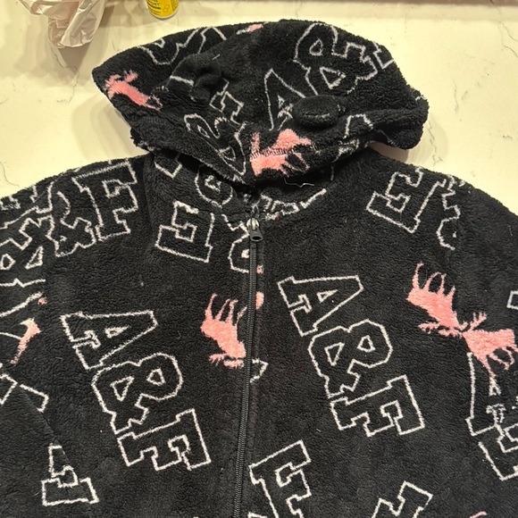 Abercrombie & Fitch Kids Black Fleece Hoodie - Picture 1 of 4